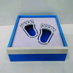 Tiny feet baby announcement box